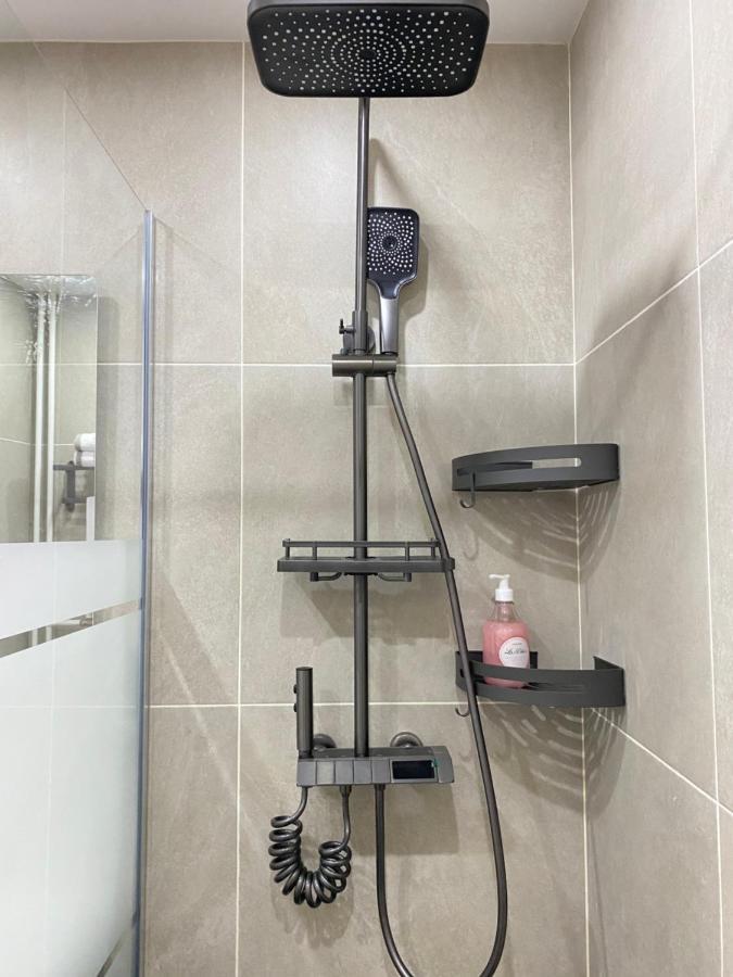 Chez Les Deux Garcons Apartment Montrouge Bagian luar foto