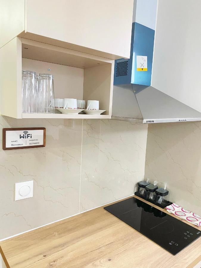 Chez Les Deux Garcons Apartment Montrouge Bagian luar foto